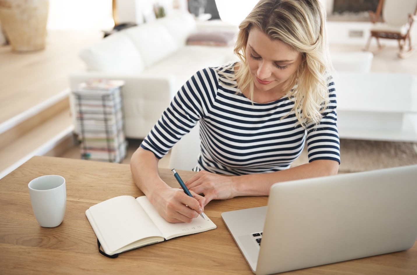 Hiện tại, mức lương của vị tr&iacute; Content Writer dao động từ 7 - 10 triệu đồng