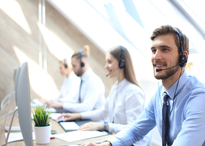 Người quản l&yacute; n&ecirc;n tham khảo mức lương phổ biến cho vị tr&iacute; Chăm s&oacute;c kh&aacute;ch h&agrave;ng khi tuyển dụng