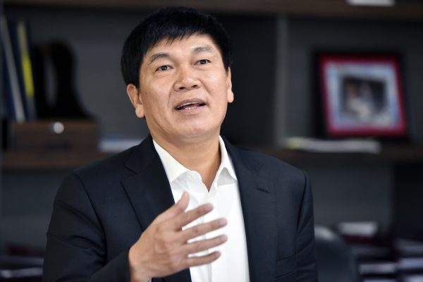 hoa-phat-&-tuyet-chieu-van-hanh-he-thong-nho-chuyen-doi-so