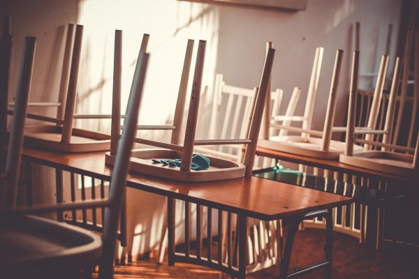 Ngành Giáo dục rơi vào trạng thái “nghỉ học dài hạn”