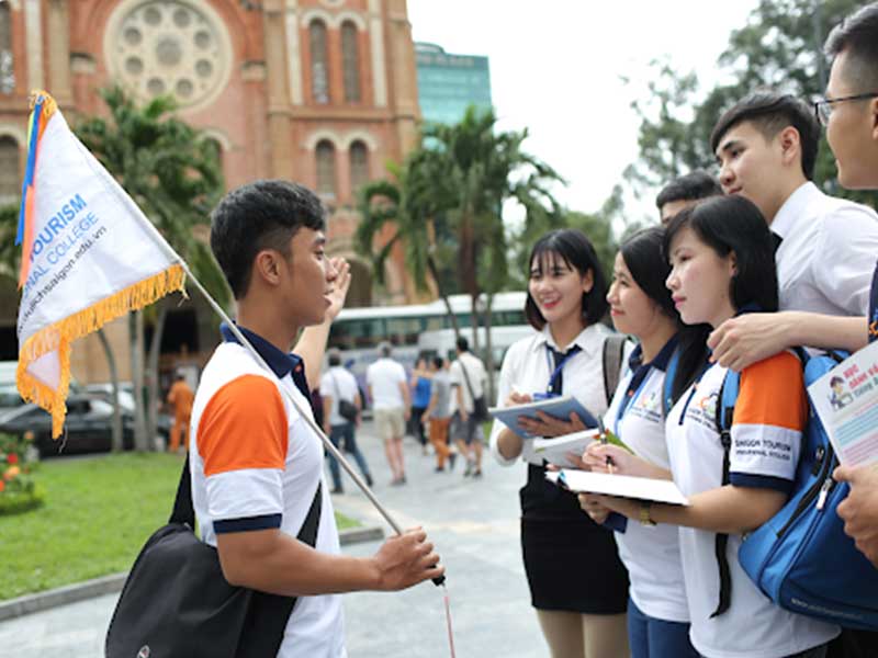 Quản l&yacute; hướng dẫn vi&ecirc;n