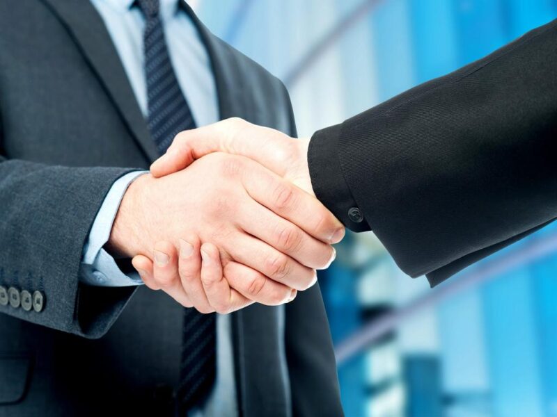 Business partner l&agrave; g&igrave;