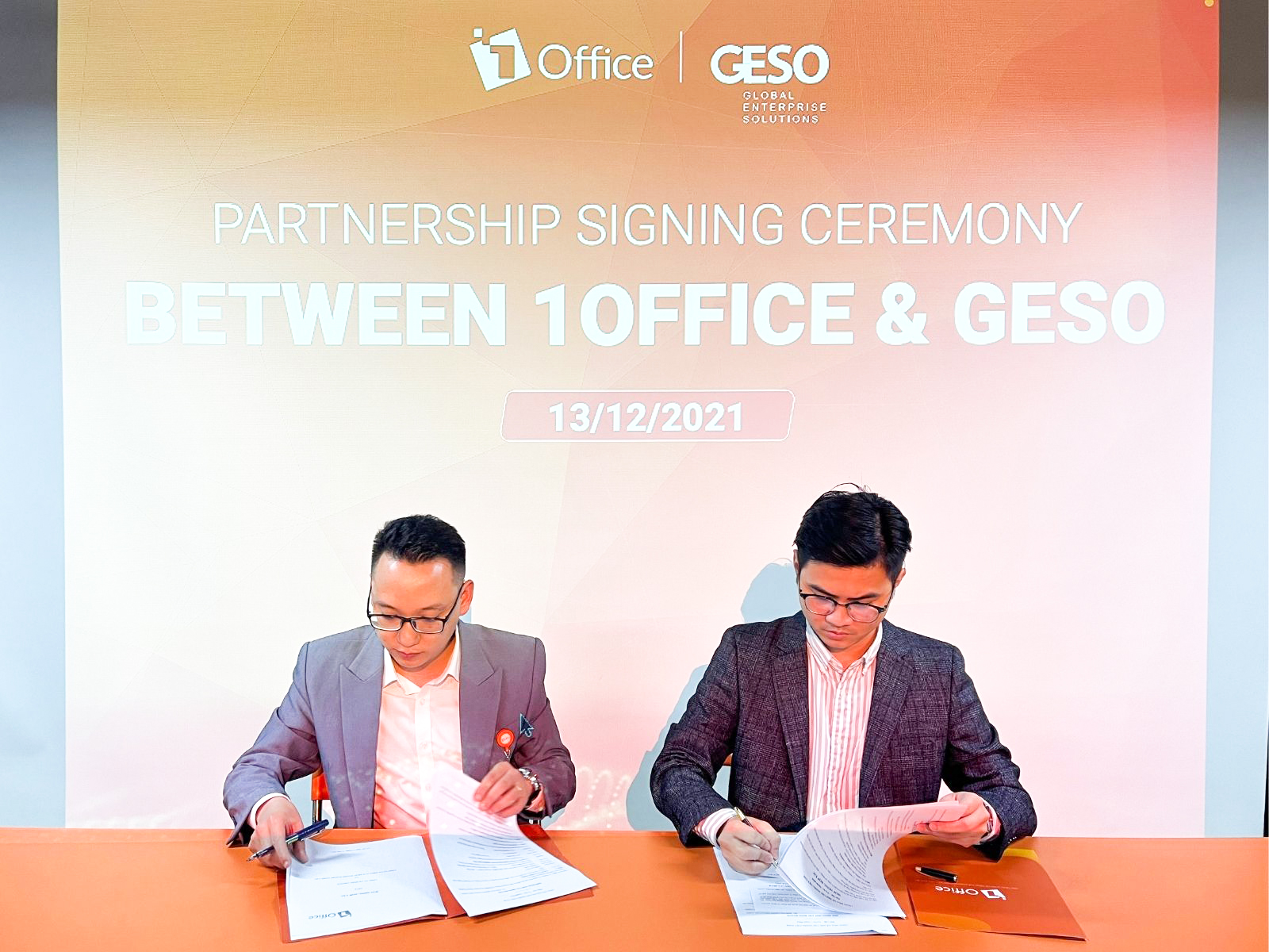 Khởi đầu hợp tác của 1Office và GESO nhằm hỗ trợ thúc đẩy chuyển đổi số cho SMEs Khởi đầu hợp tác của 1Office và GESO nhằm hỗ trợ thúc đẩy chuyển đổi số cho SMEs