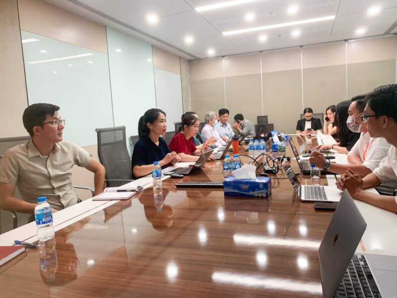 1Office gi&uacute;p doanh nghiệp giải quyết b&agrave;i to&aacute;n về quy tr&igrave;nh, quản l&yacute; nh&acirc;n sự