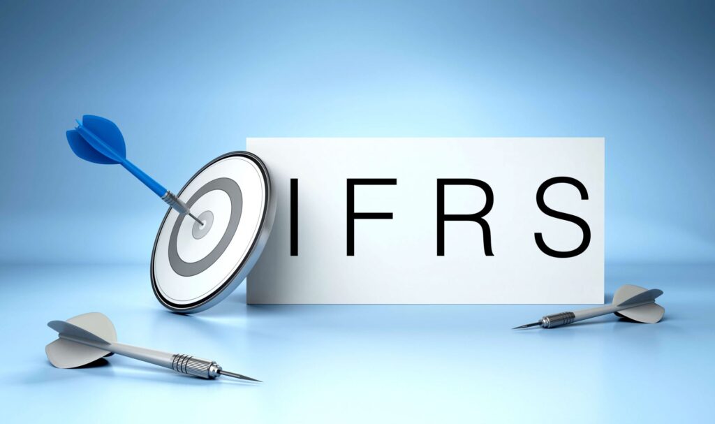 Quy định về lộ tr&igrave;nh &aacute;p dụng IFRS tại Việt Nam