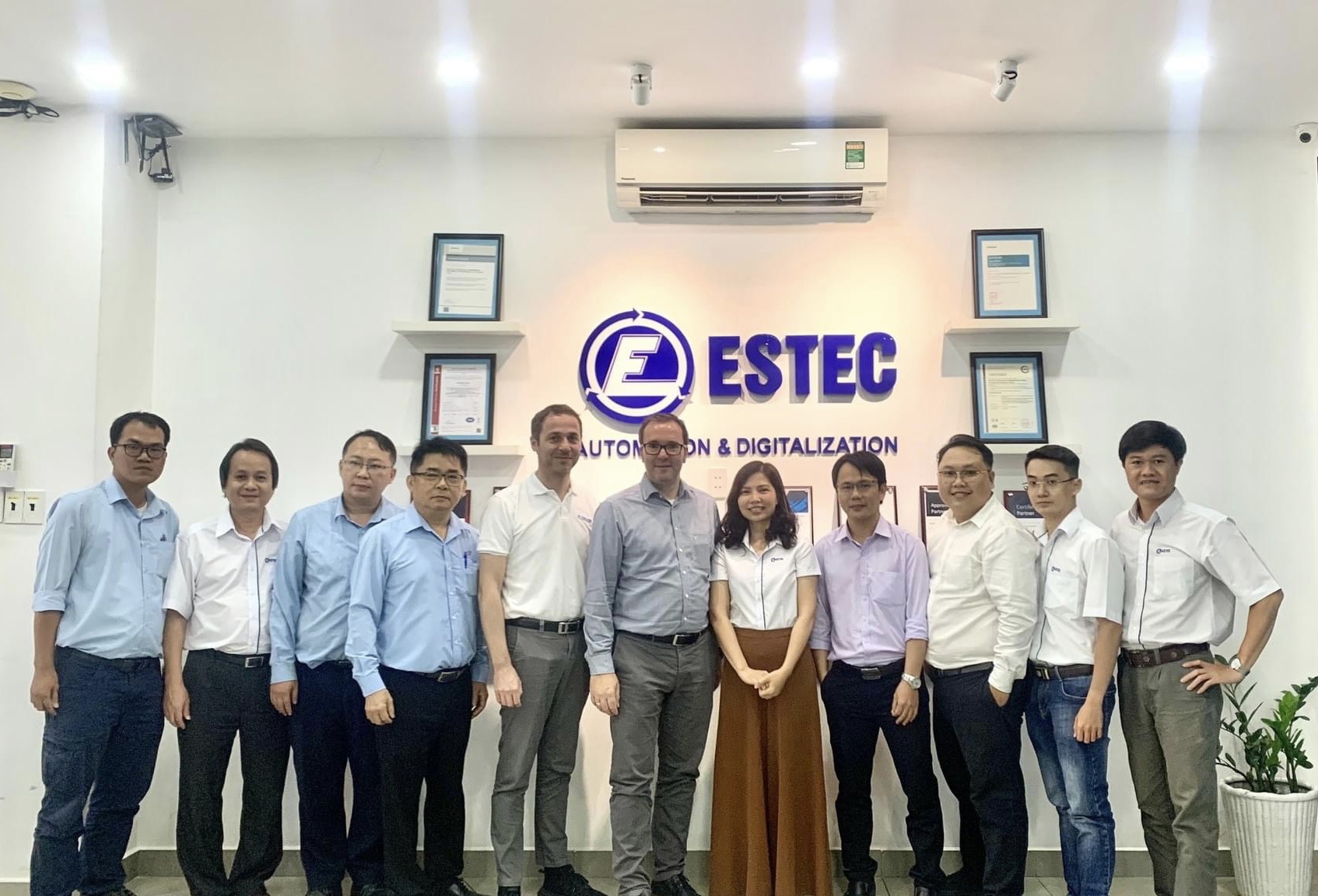 ESTEC - Nh&agrave; cung cấp giải ph&aacute;p h&agrave;ng đầu trong lĩnh vực Tự Động H&oacute;a v&agrave; Số h&oacute;a tại Việt Nam.