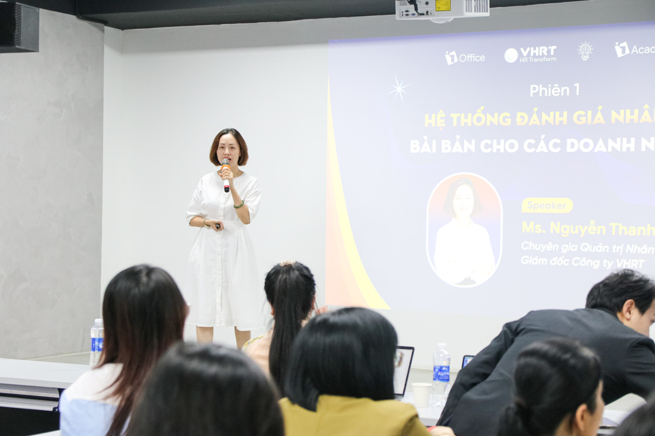 Diễn giả Nguyễn Thanh Phương chia sẻ tại sự kiện