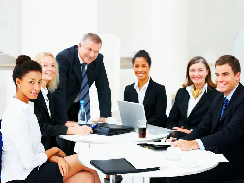 CHRO là Cầu nối hiệu quả với CCO, CFO, CPO CHRO là Cầu nối hiệu quả với CCO, CFO, CPO