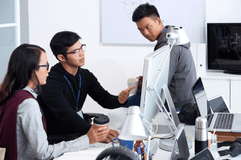 Doanh nghiệp SME khơi nguồn cảm hứng cho thế hệ trẻ t&agrave;i năng