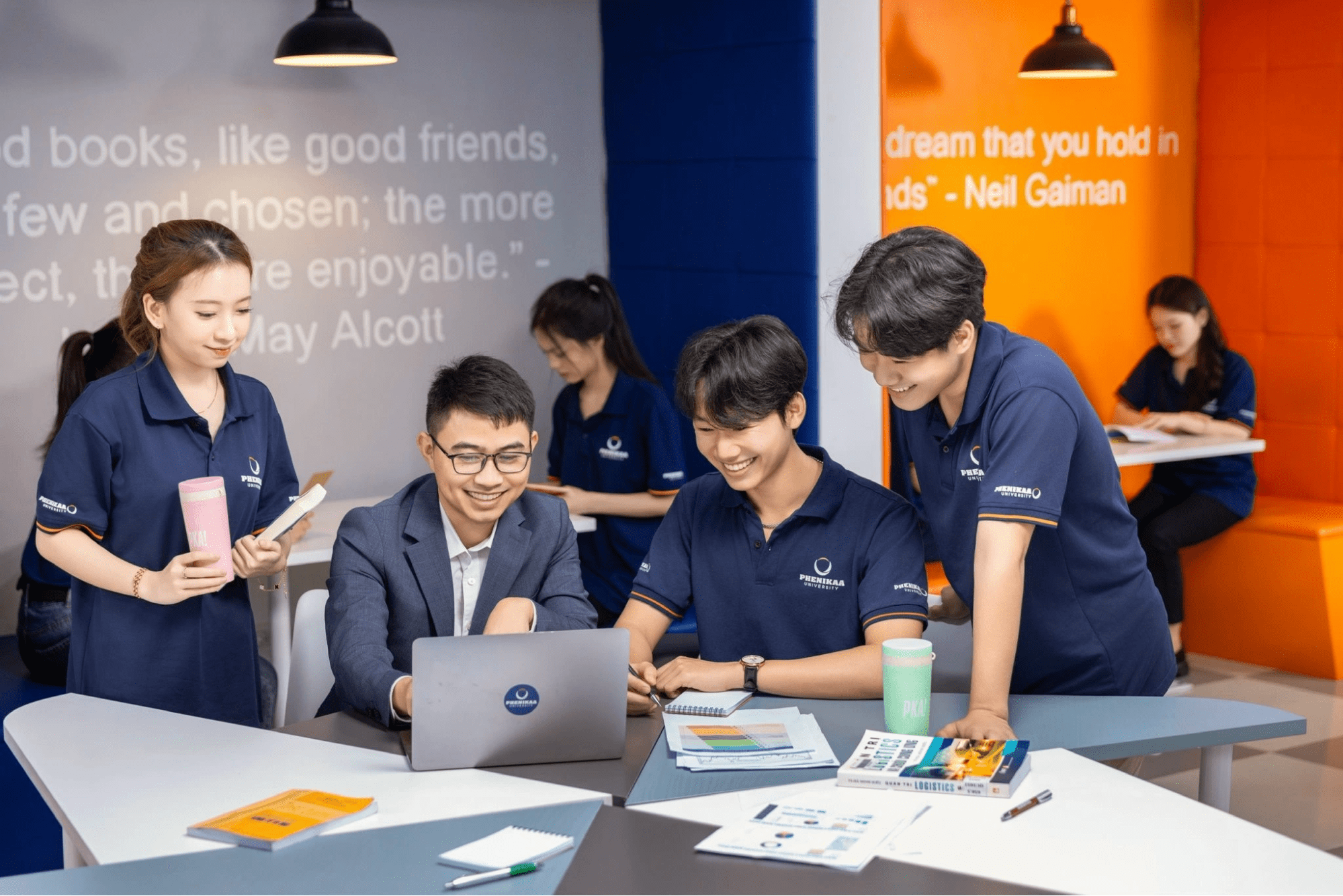 Học Logistics và quản lý chuỗi cung ứng ra trường làm nghề gì? Học Logistics và quản lý chuỗi cung ứng ra trường làm nghề gì?