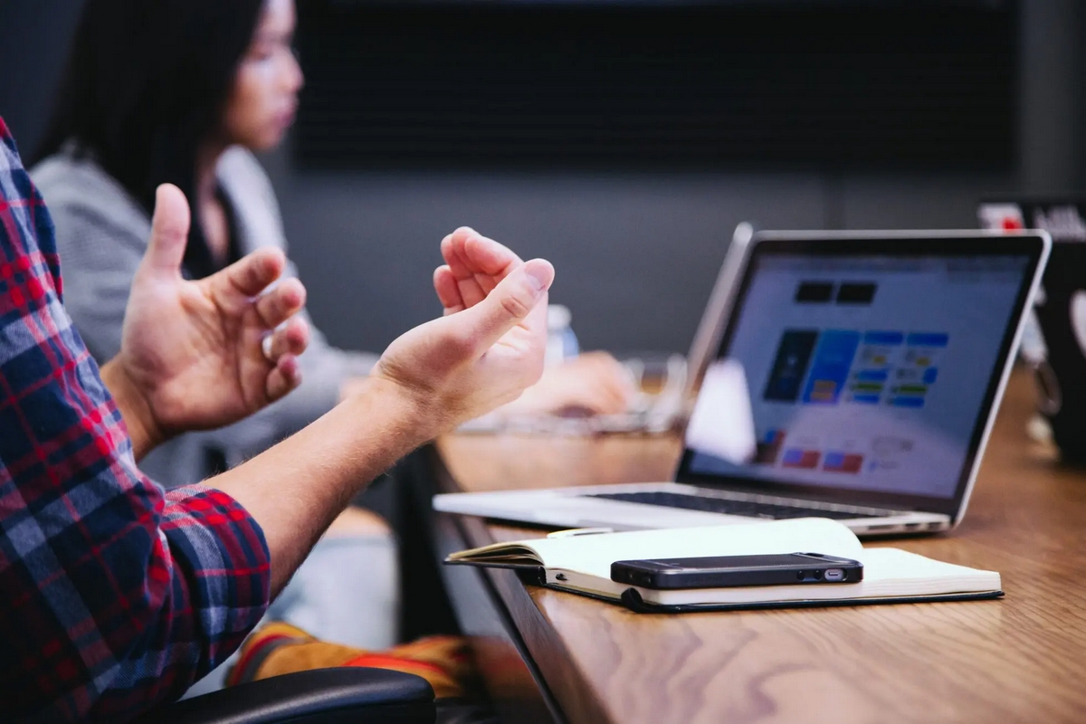 C&aacute;c t&iacute;nh năng nổi bật của AI Meeting