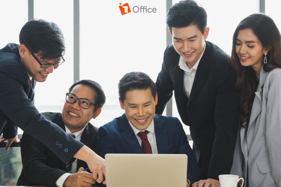 Đội ngũ sale thường xuy&ecirc;n l&agrave;m việc ngo&agrave;i thị trường g&acirc;y kh&oacute; khăn cho vấn đề quản l&yacute;