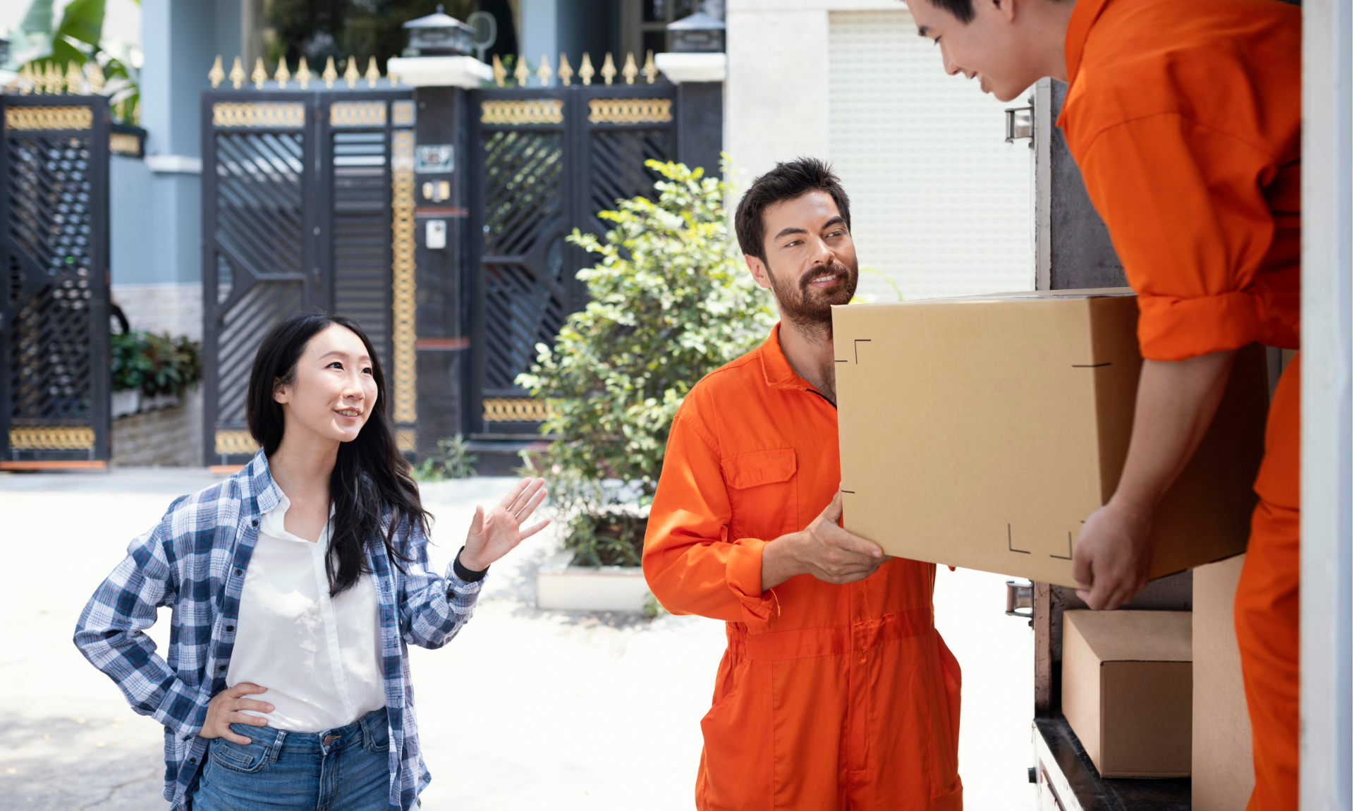 4 Ti&ecirc;u ch&iacute; lựa chọn phần mềm quản l&yacute; nh&acirc;n vi&ecirc;n giao h&agrave;ng